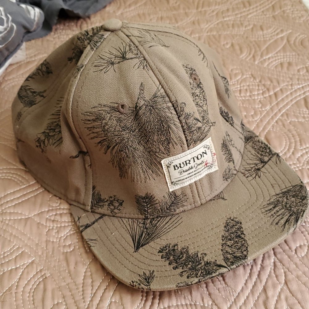 Burton pinecone hat